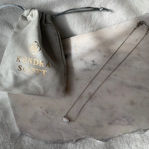 Kendra Scott white simple necklace